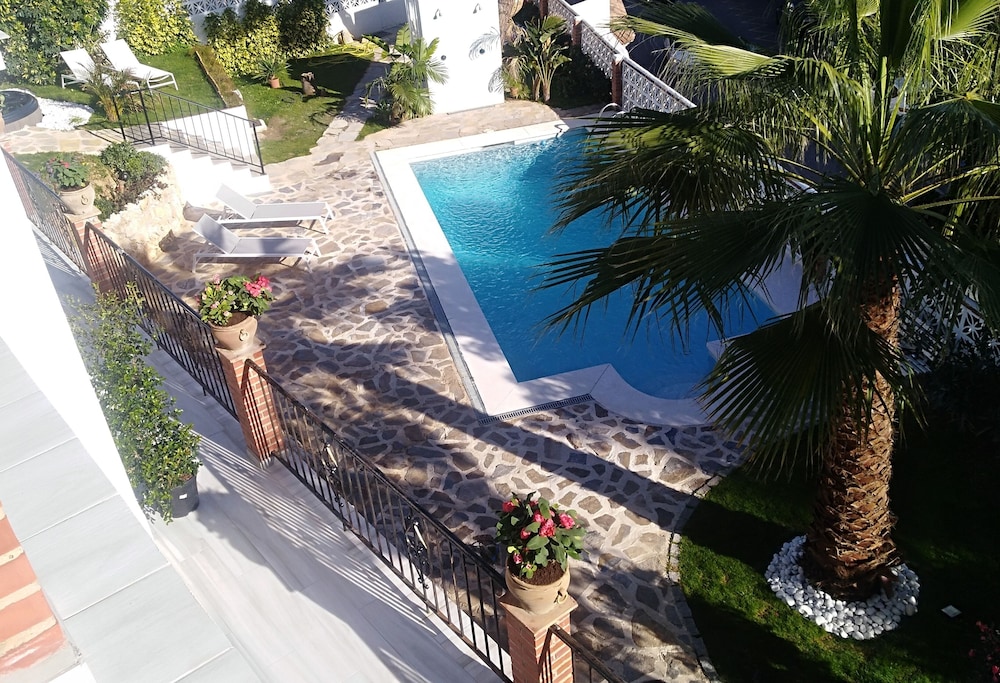 

Pisa - Torremolinos - Boutique X Pueblo, Benalmádena