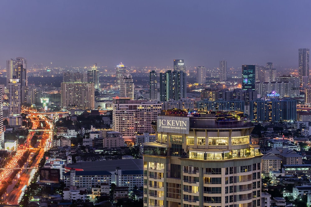 

Roma - Bangkok - JC Kevin Sathorn Bangkok Hotel