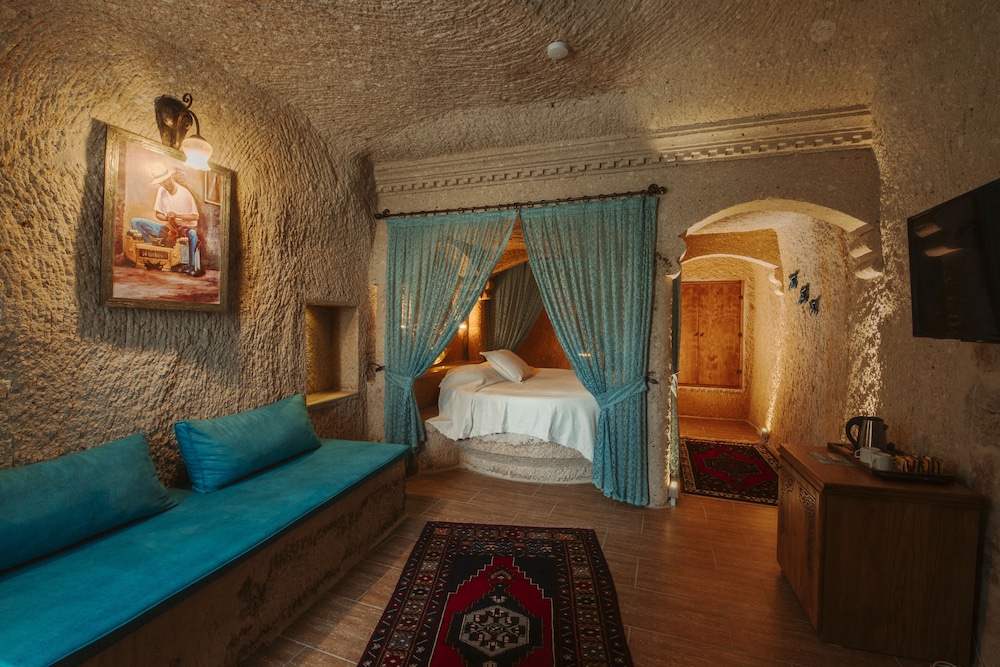

Venezia - Ürgüp - Holiday Cave Hotel