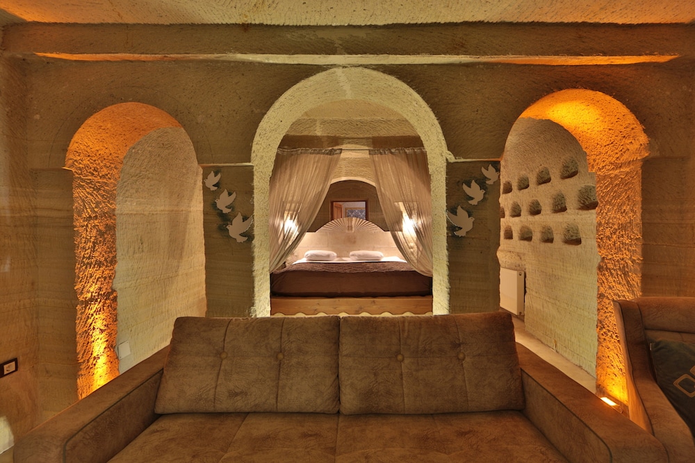 

Bologna - Nevsehir - Holiday Cave Hotel