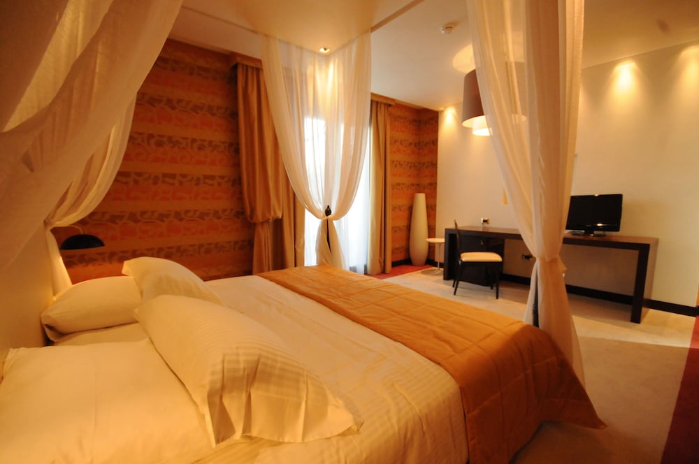 

Milano - Petrosino - Visir Resort Spa