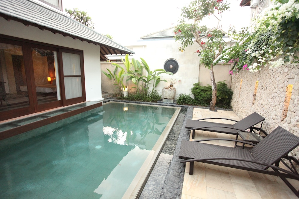 

Napoli - Nusa Dua - Bali - The Wangsa Benoa