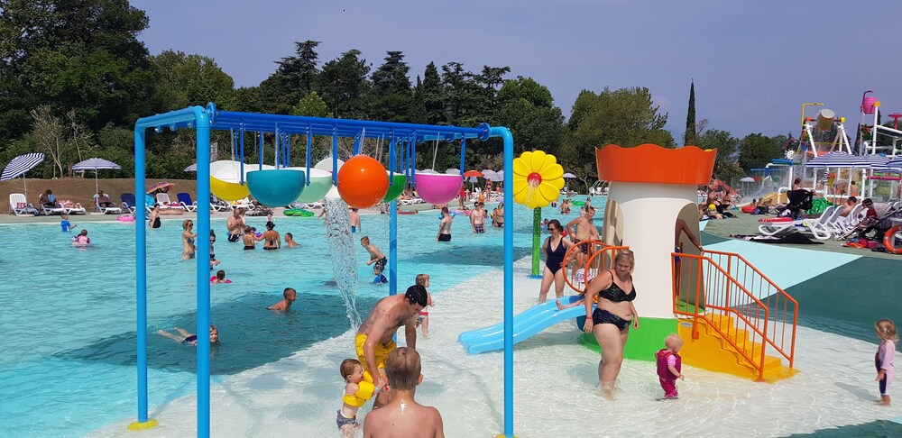 

Milano - Bardolino - Happy Camp Mobile Homes in Camping Cisano San Vito