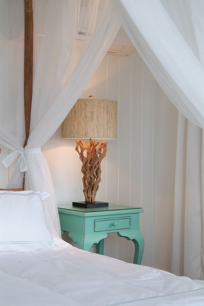 

Milano - Bathsheba - Atlantis Historic Inn