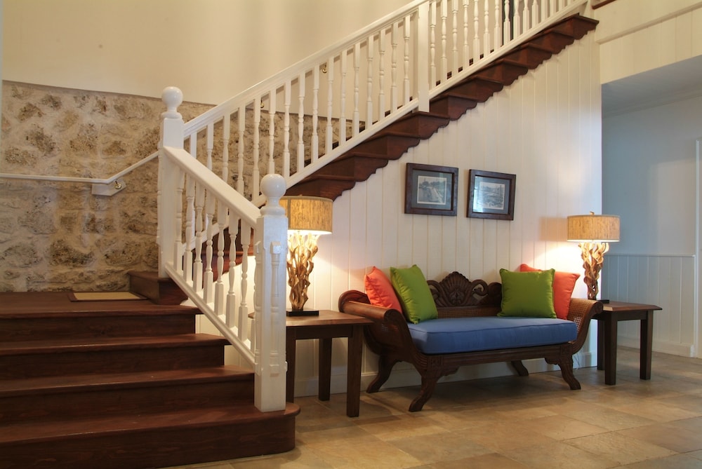 

Milano - Bathsheba - Atlantis Historic Inn