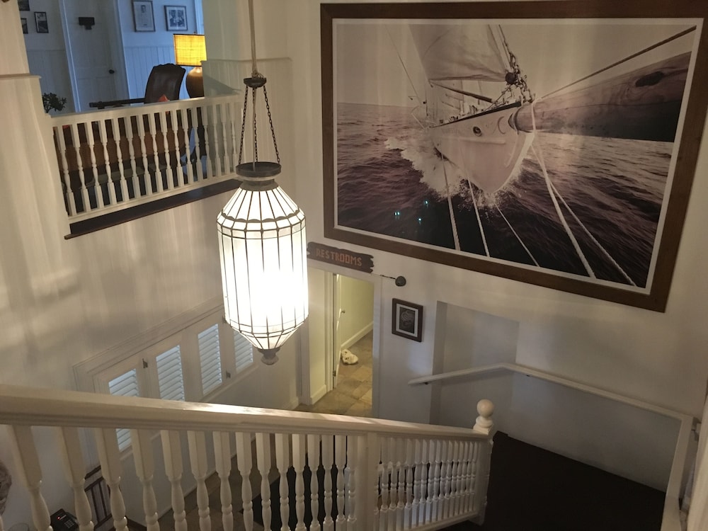 

Venezia - Bathsheba - Atlantis Historic Inn