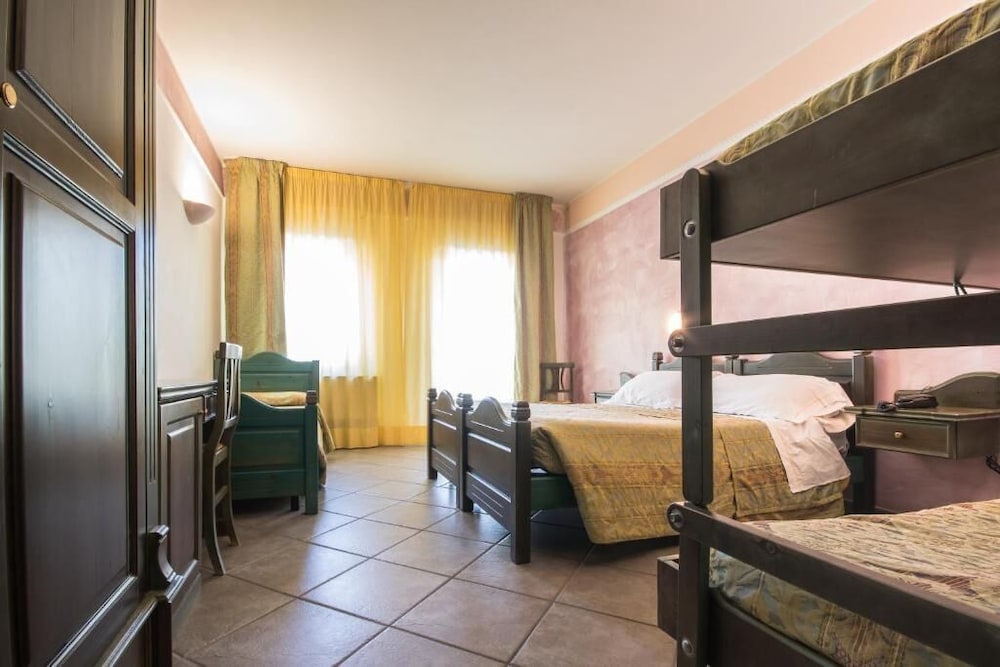 

Bari - Roccaraso - Hotel Don Luis