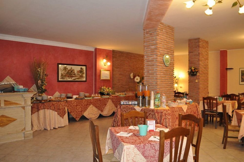 

Napoli - Alfedena - Hotel Don Luis