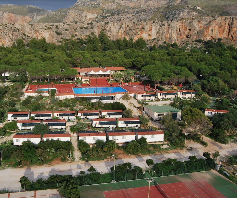

Roma - San Vito Lo Capo - Happy Camp in El Bahira Camping Village