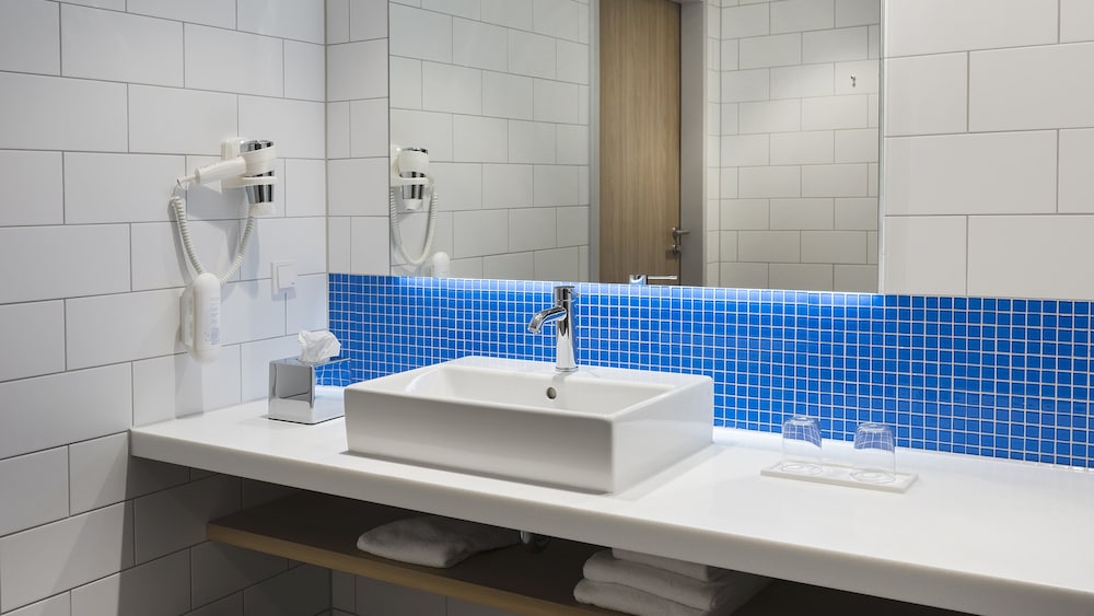 

Milano - Mainz - Holiday Inn Express WIESBADEN