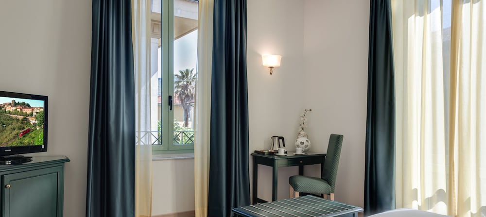 

Bari - Montecatini Terme - Hotel Da Vinci