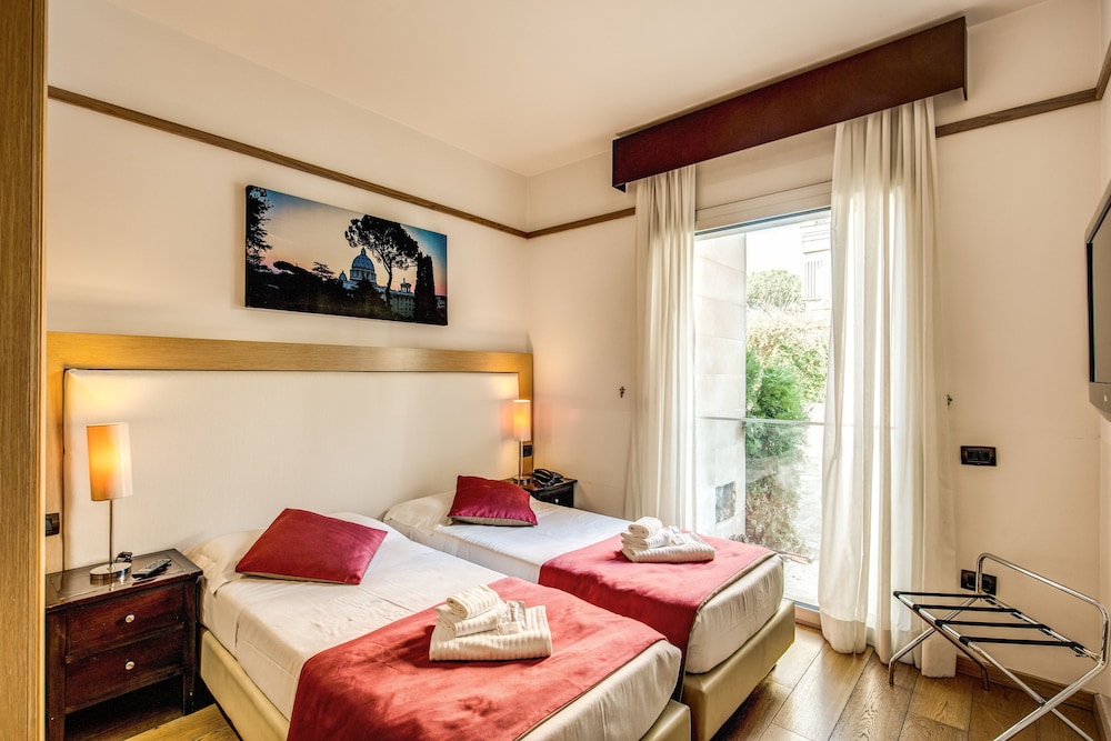 

Reggio Calabria - Roma - Ginevra Palace Hotel