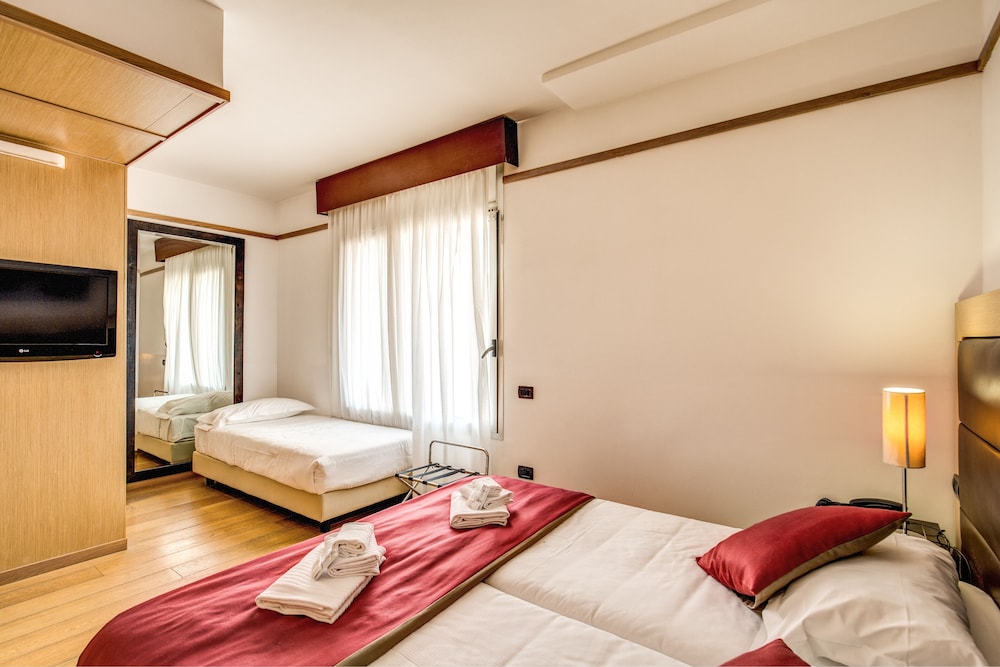 

Olbia - Roma - Ginevra Palace Hotel