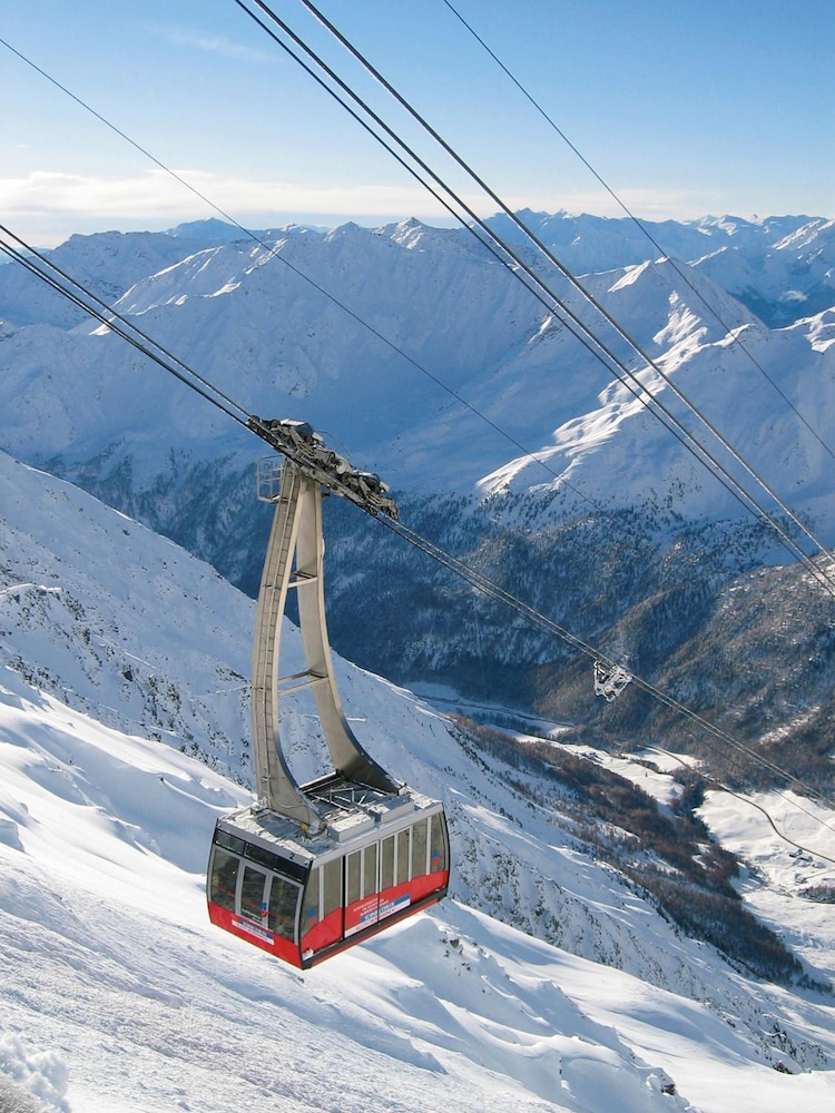 

Napoli - Maso Corto - Glacier Hotel Grawand