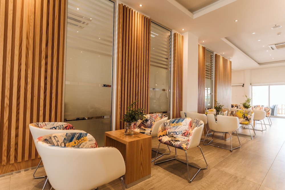 

Milano - Pegeia - Vrachia Beach Hotel & Suites - Adults only