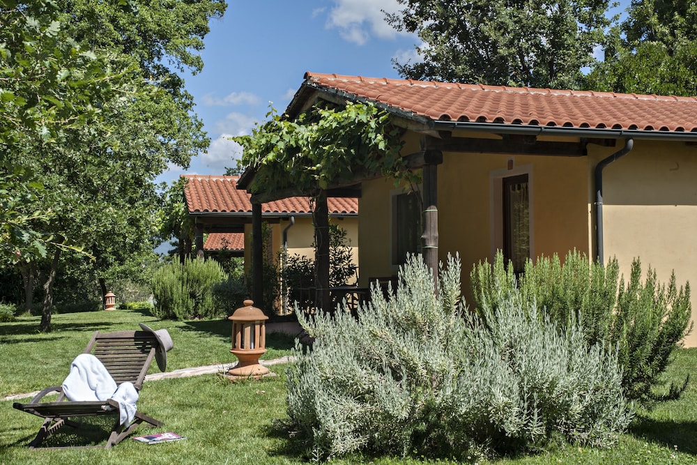 

Bari - Saturnia - Relais Ciavatta Country Hotel
