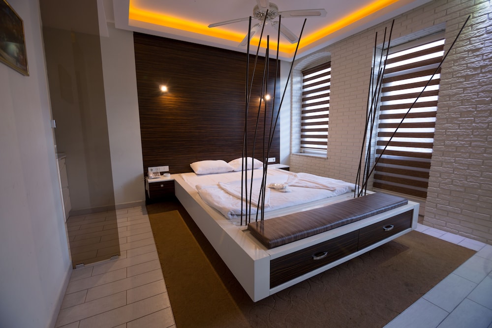 

Firenze - Istanbul - Element Suites