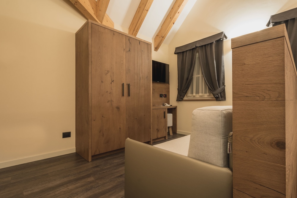 

Roma - Campestrin - X Alp Hotel