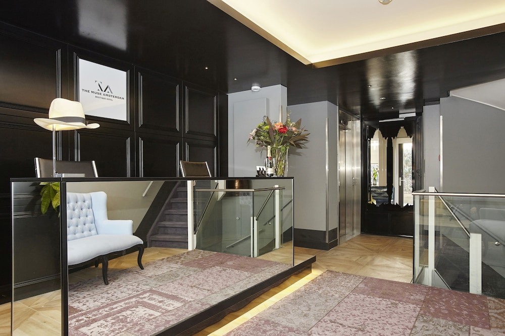 

Napoli - Schiphol - The Muse Amsterdam - Boutique Hotel