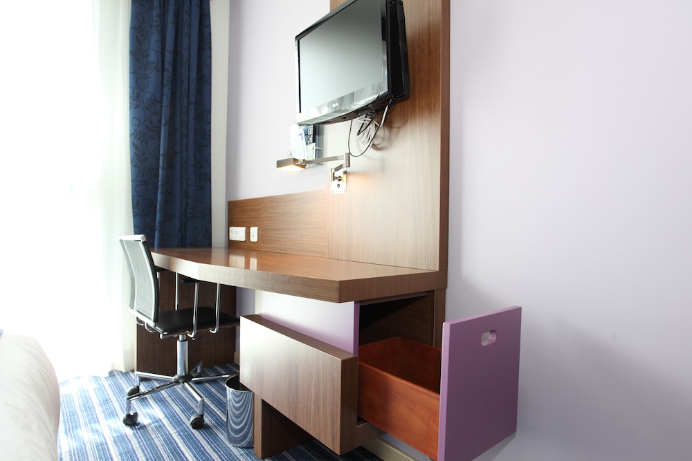 

Milano - Móstoles - Holiday Inn Express Madrid - Leganes