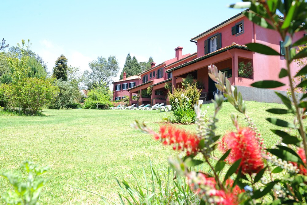 

Milano - Caniço - Quinta Santo Antonio Da Serra