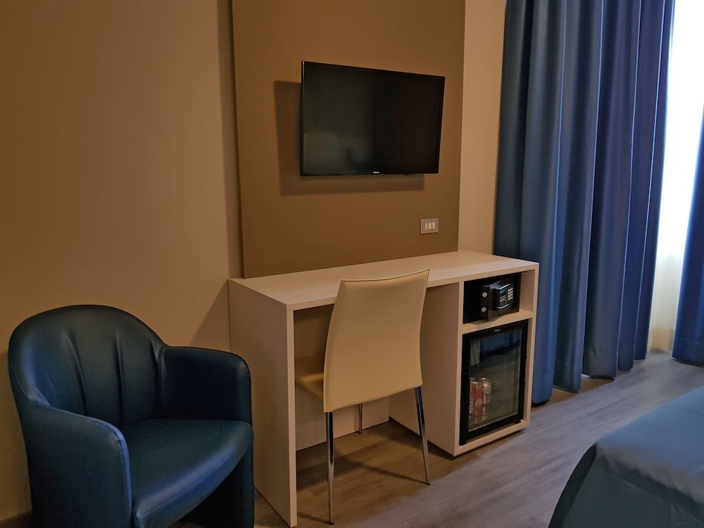 

Cagliari - Malpensa - Hotel Oleggio Malpensa