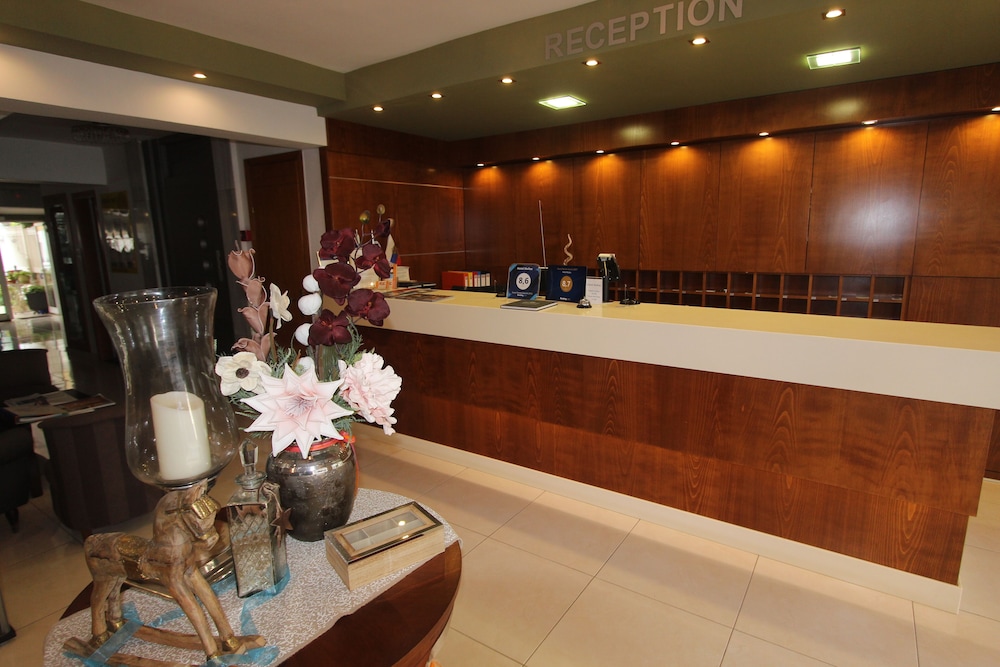 

Bologna - Nea Kalikratia - Hotel Mallas
