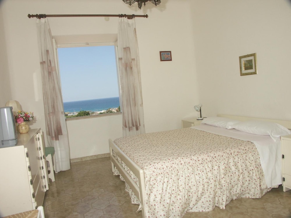 

Verona - Ischia - Hotel Villa Mena
