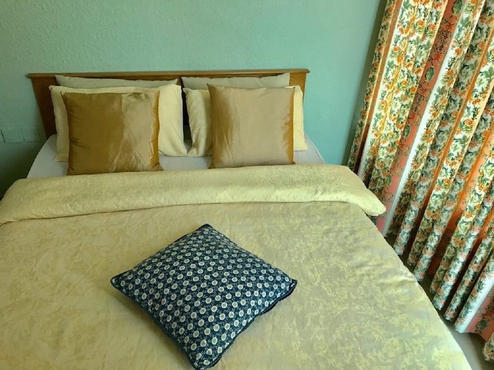 

Napoli - Amman - Arabesque Hotel