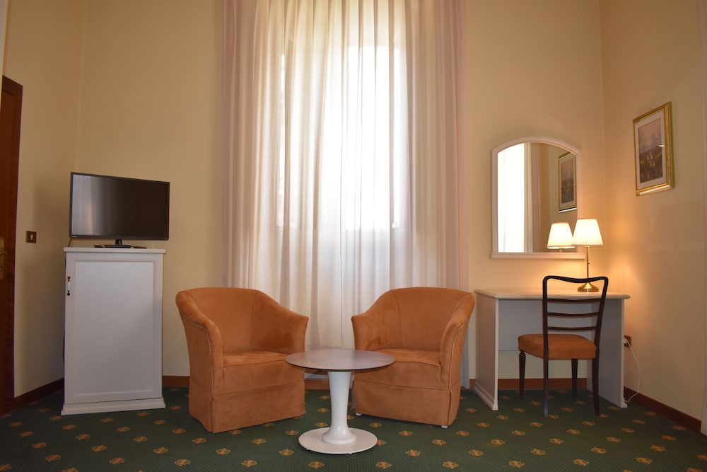 

Palermo - Montecatini Terme - Grand Hotel Plaza & Locanda Maggiore