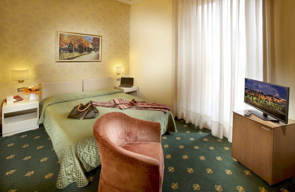 

Venezia - Montecatini Terme - Grand Hotel Plaza & Locanda Maggiore