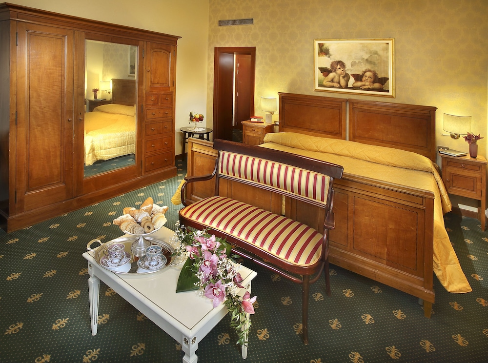 

Torino - Montecarlo - Grand Hotel Plaza & Locanda Maggiore