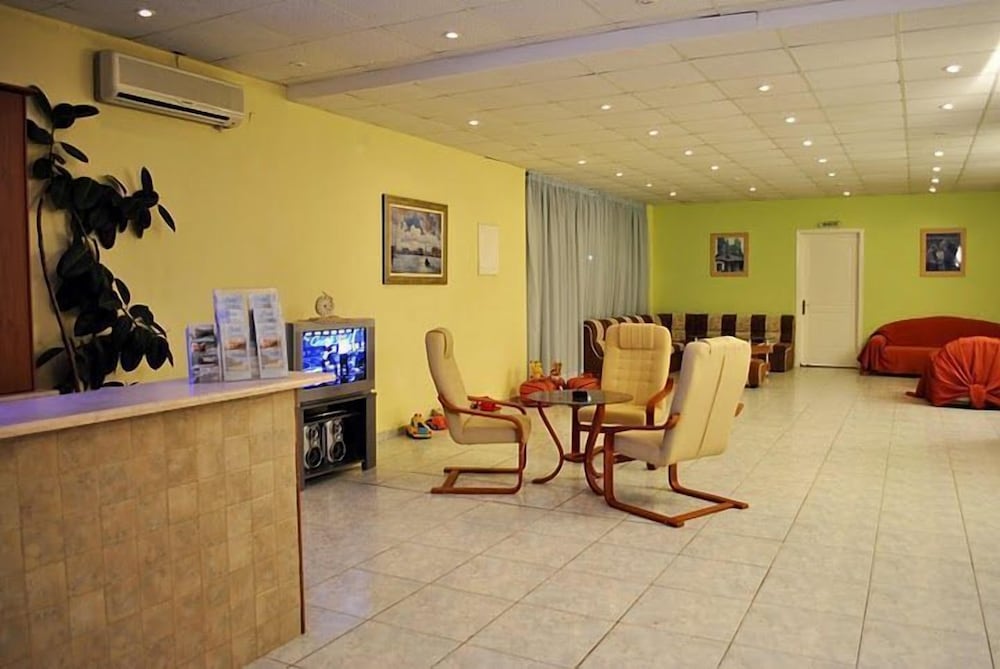 

Napoli - Alikanas - Kozanos Hotel & Suites