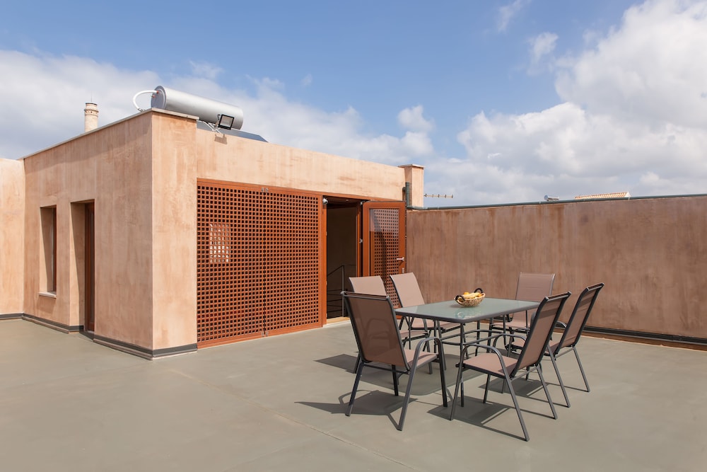 

Bari - Creta Ovest - Chania, Grecia - Polixeny's Suites