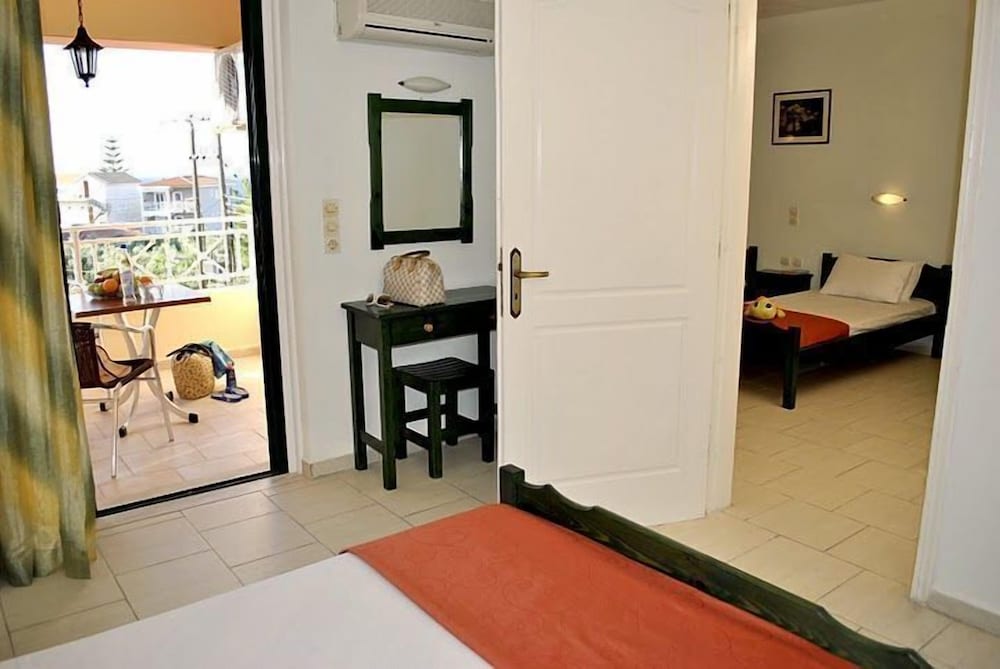 

Venezia - Alykes - Kozanos Hotel & Suites