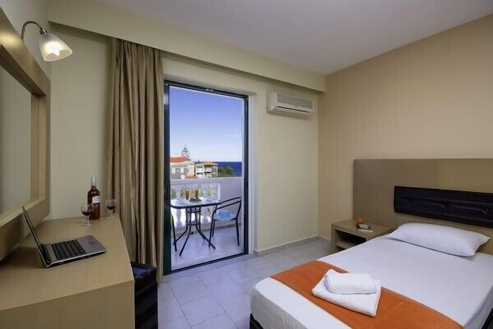 

Catania - Alykes - Kozanos Hotel & Suites