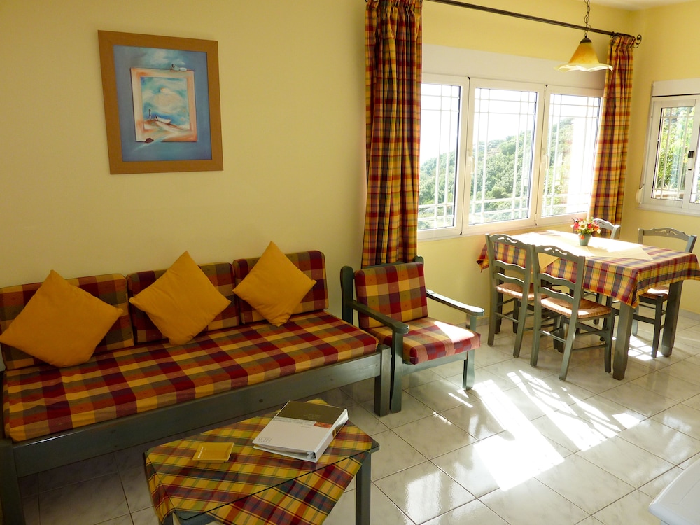 

Milano - Istro - Panorama Villas - Adults Only