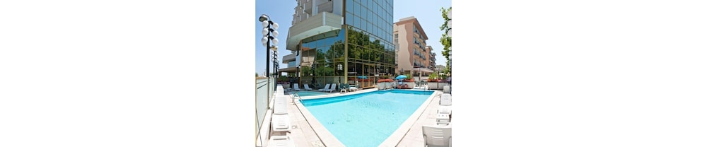 

Milano - Riviera Romagnola, Mare Italia - Hotel Diplomat Palace