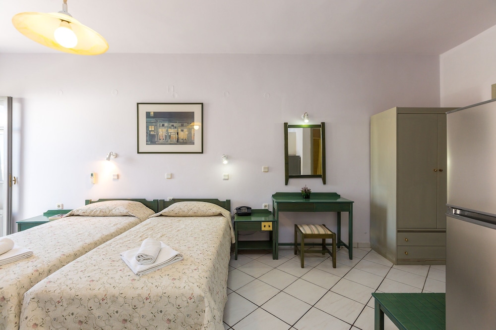 

Pisa - Balíon - Philoxenia Villas