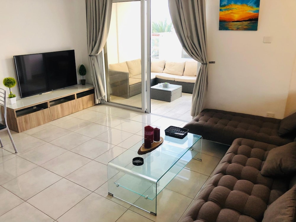 

Napoli - Ayia Napa - Thomas Apartments