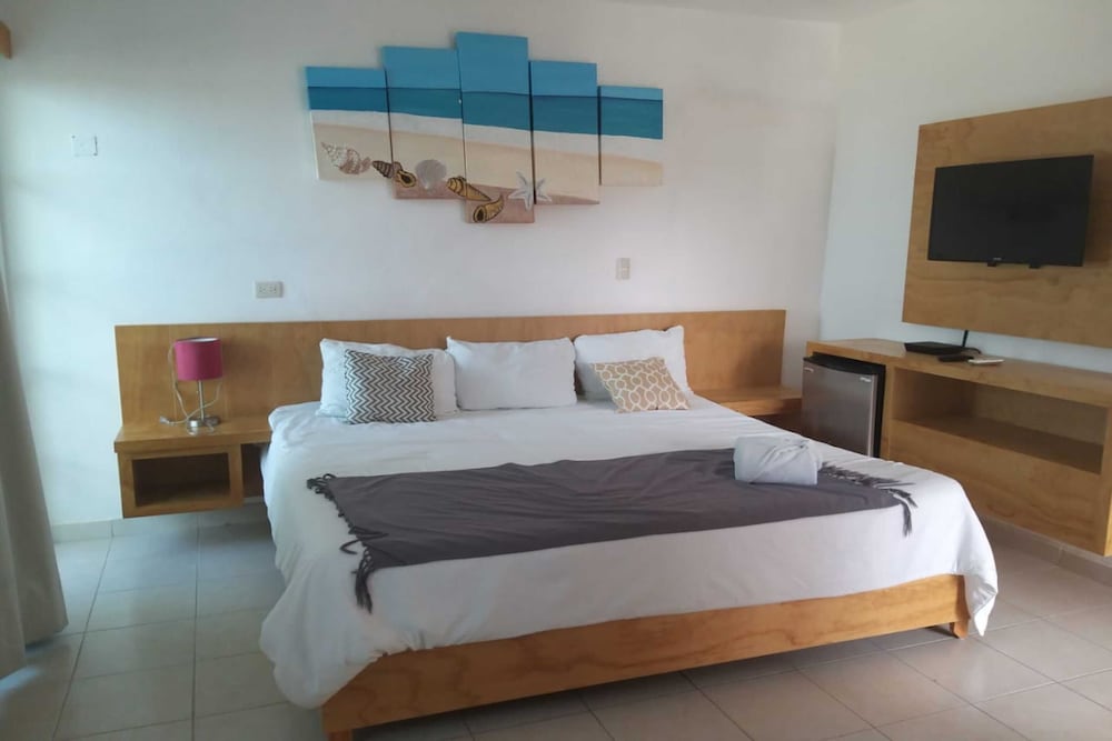 

Reggio Calabria - Puerto Morelos - Hotel & Beach Club Ojo de Agua
