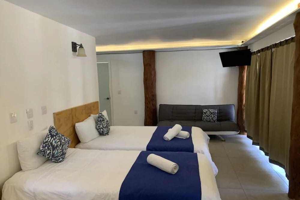 

Roma - Puerto Morelos - Hotel & Beach Club Ojo de Agua