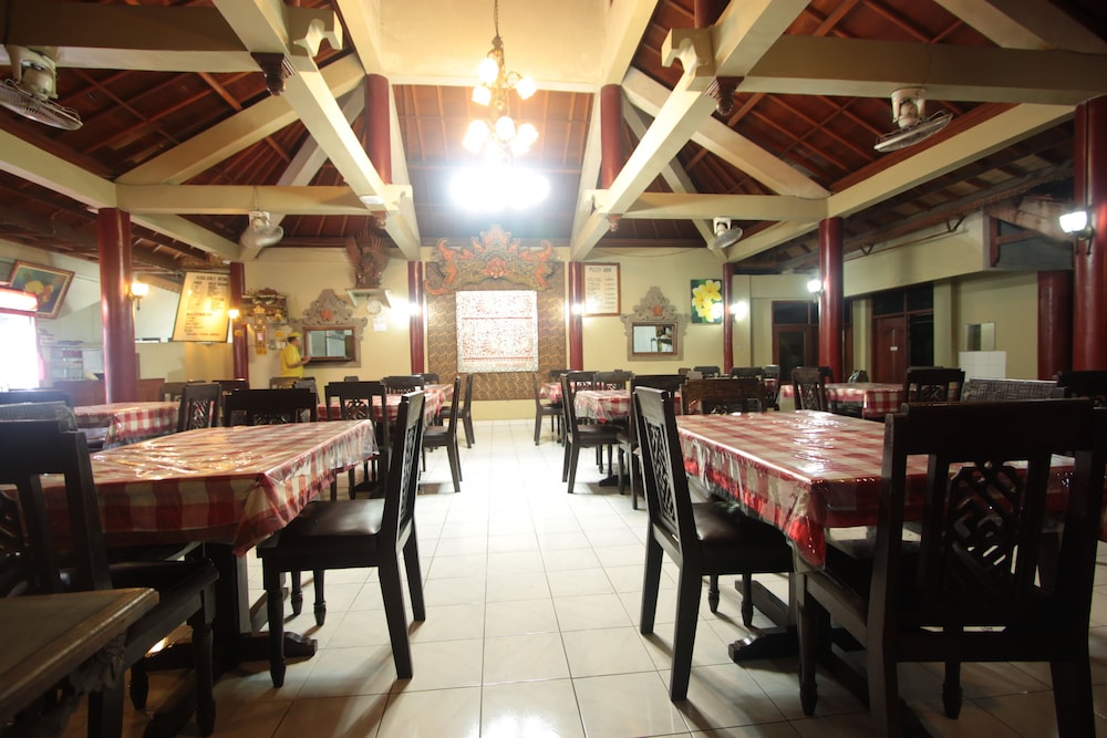 

Verona - Legian Beach - Bakung Sari Resort and Spa