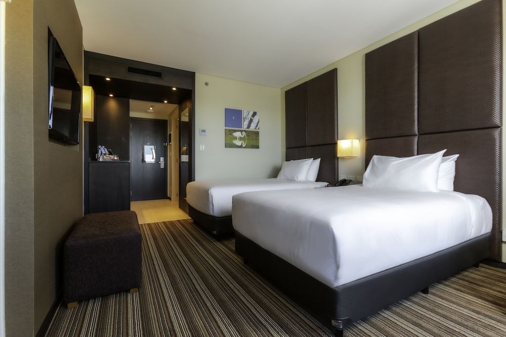 

Napoli - Neuquen - Hilton Garden Inn Neuquen