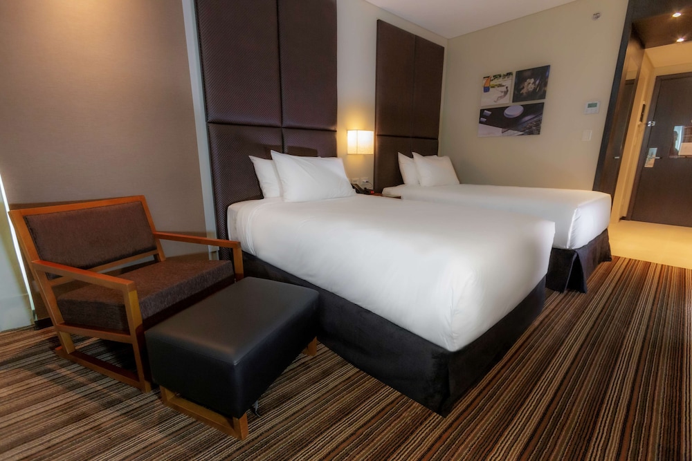 

Milano - Neuquen - Hilton Garden Inn Neuquen