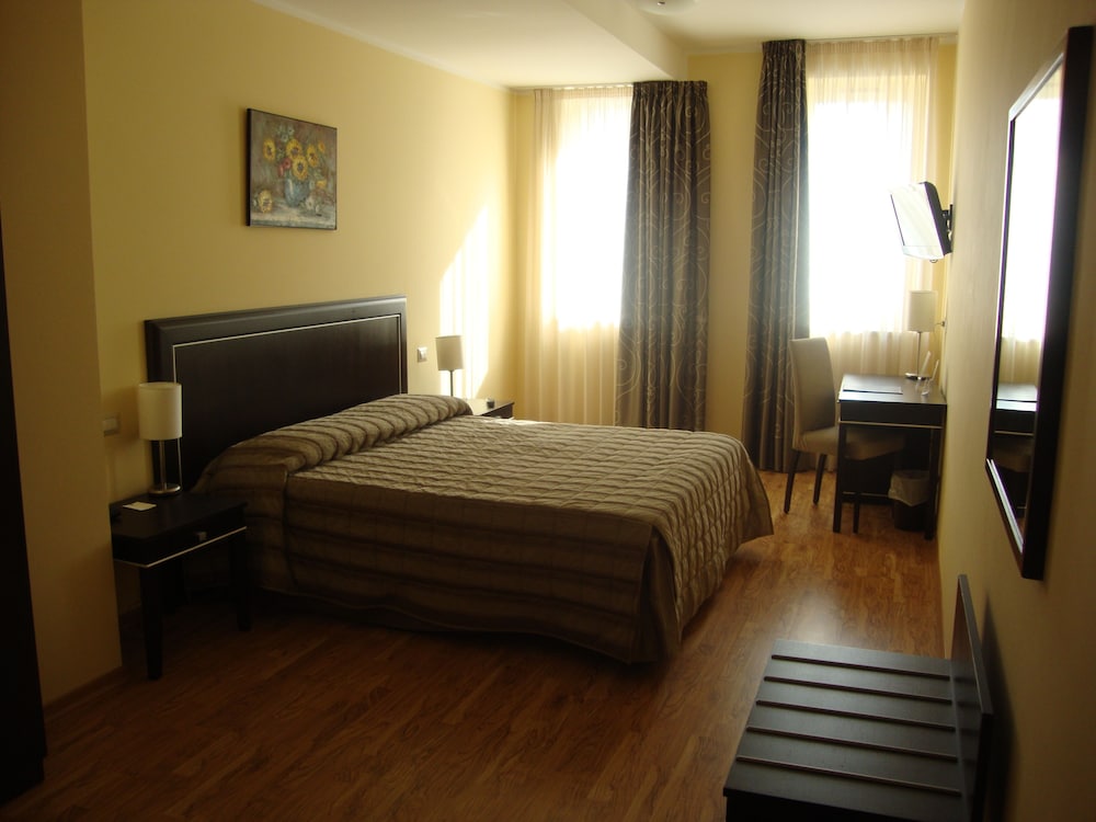 

Bari - Mondovì - Hotel Villa Cinzia
