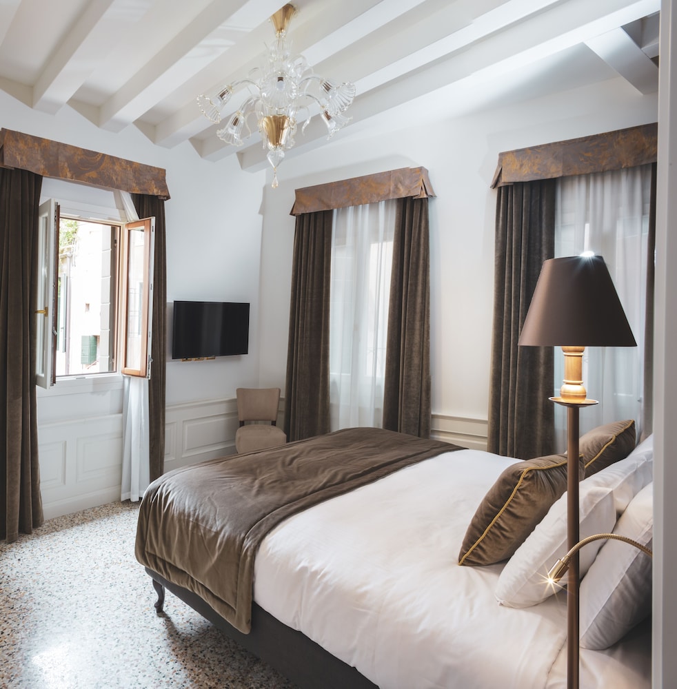 

Cagliari - Venezia - Residenza Ducato