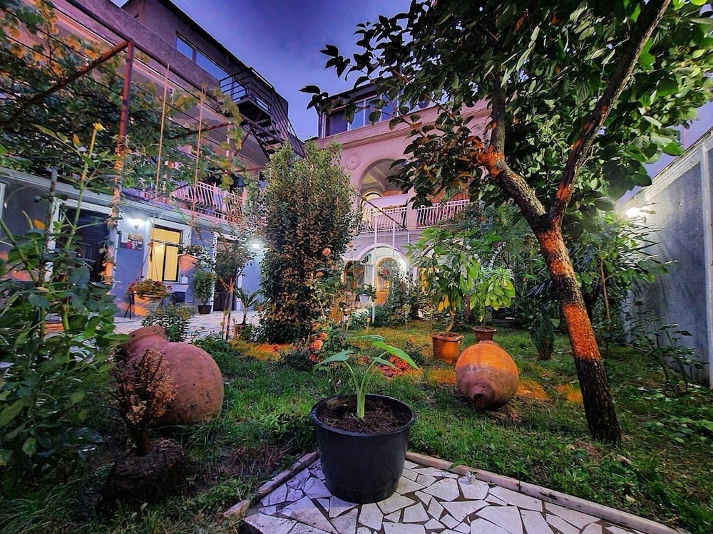 

Roma - Tbilisi - Grayhouse Elia Apartment