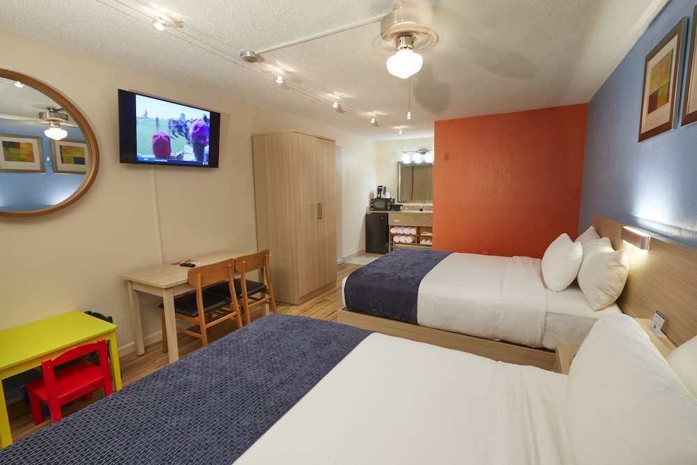 

Venezia - Kissimmee - Ramada by Wyndham Flamingo Water Park