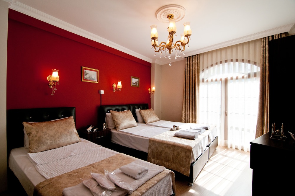 

Venezia - Beyoğlu - Magnificent Hotel
